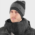 Set di cappello e sciarpa morbidi bicolore