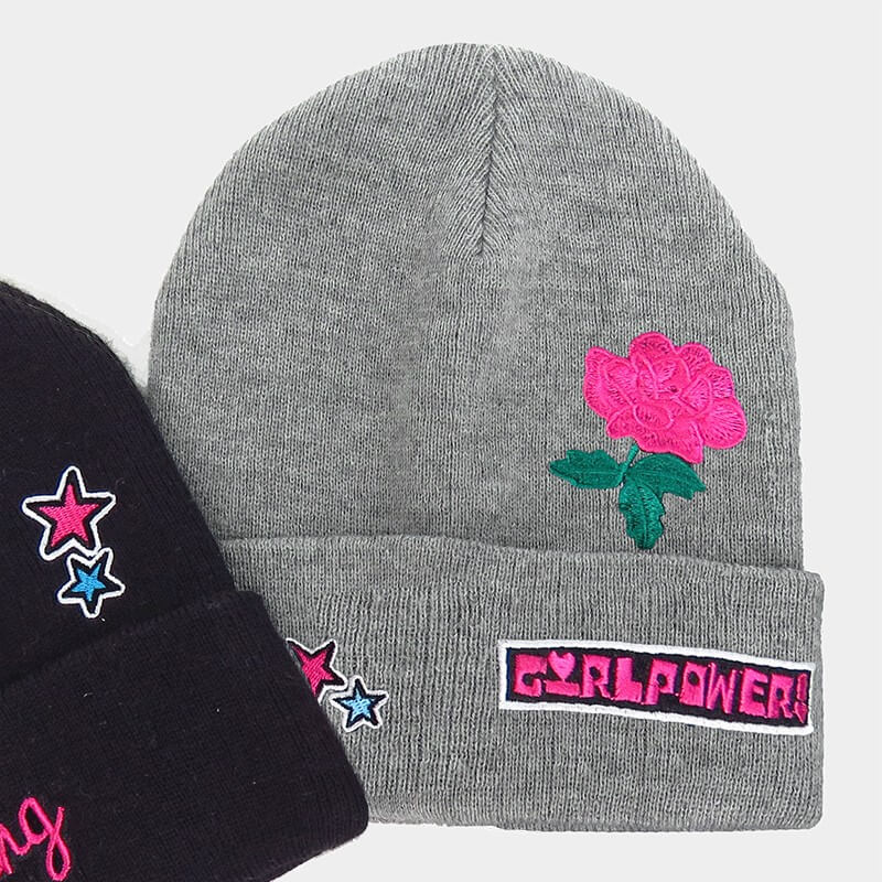 Cappello "beanie" con scritte e ricami - Colombo Milano 1911 - Girl power grigio