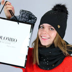 Cappello con pompon in eco-pelliccia e sciarpa con pailettes - Colombo Milano 1911 nero