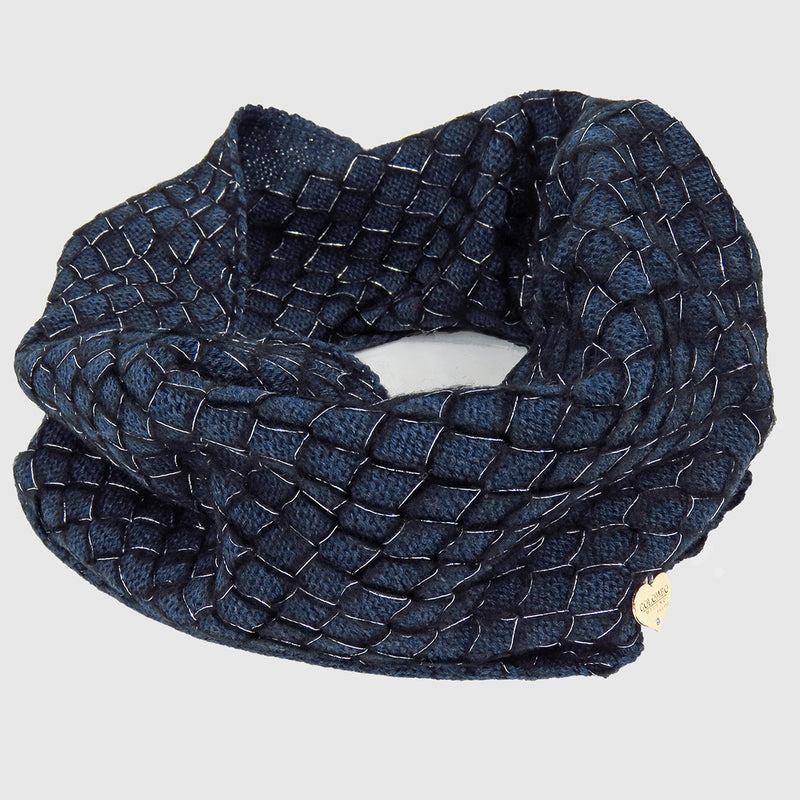 Sciarpa lavorata a rete con lurex