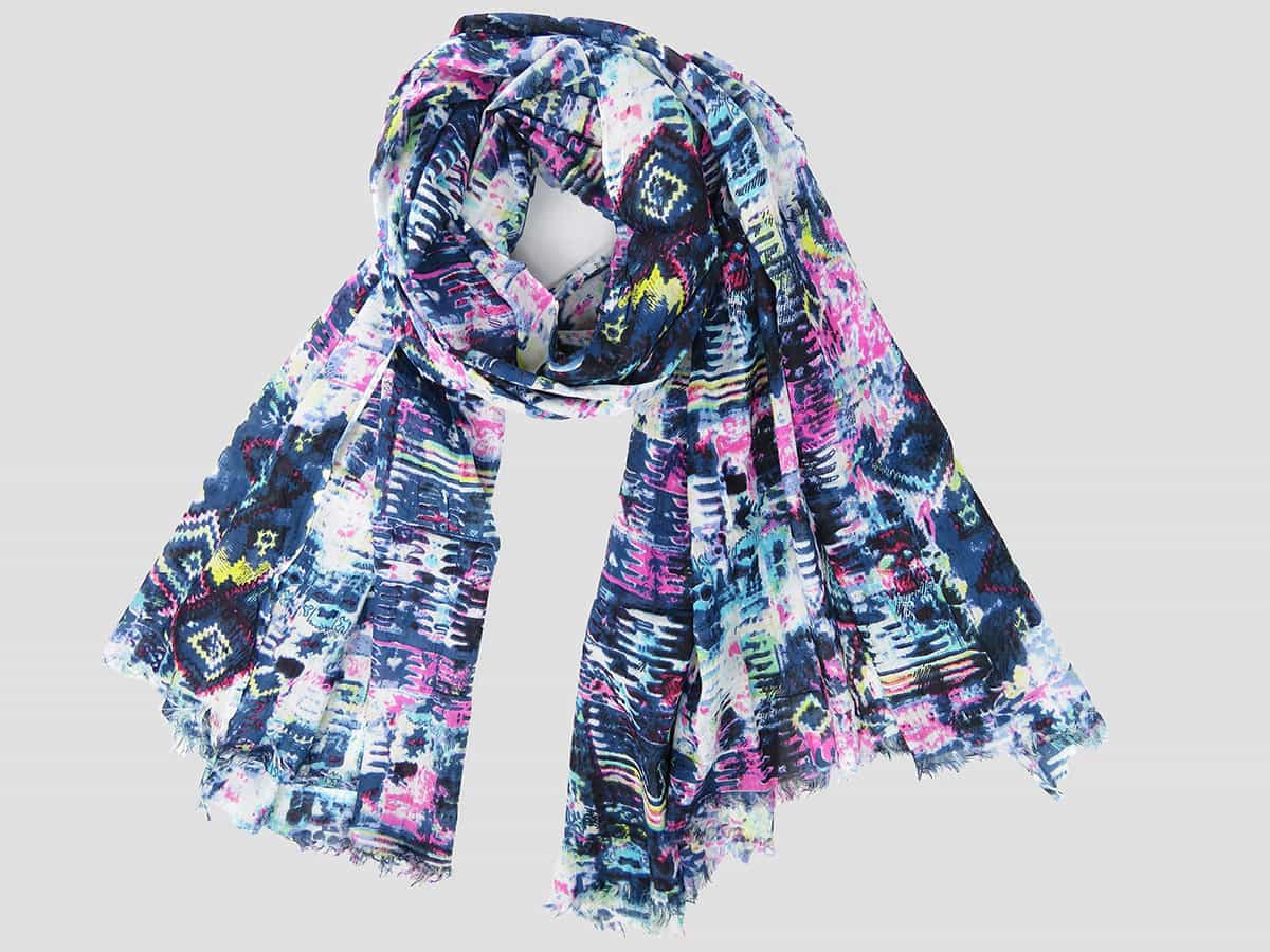 Modello - Sciarpe primaverili estive - sciarpa pareo di cotone colorata con stampa astratta