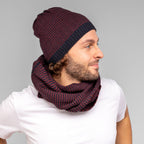 Cappello e sciarpa ad anello bicolore blu e burgundy modello 2