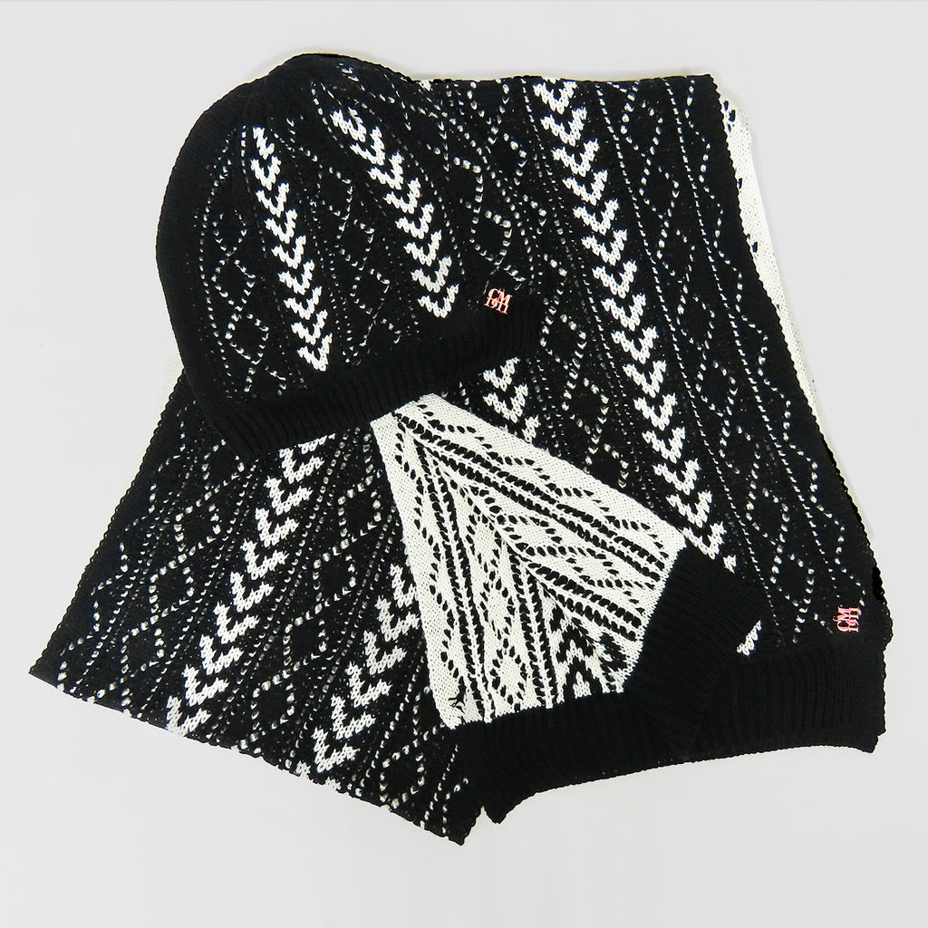 Cappello e sciarpa coordinati bianco e nero morbidissimo