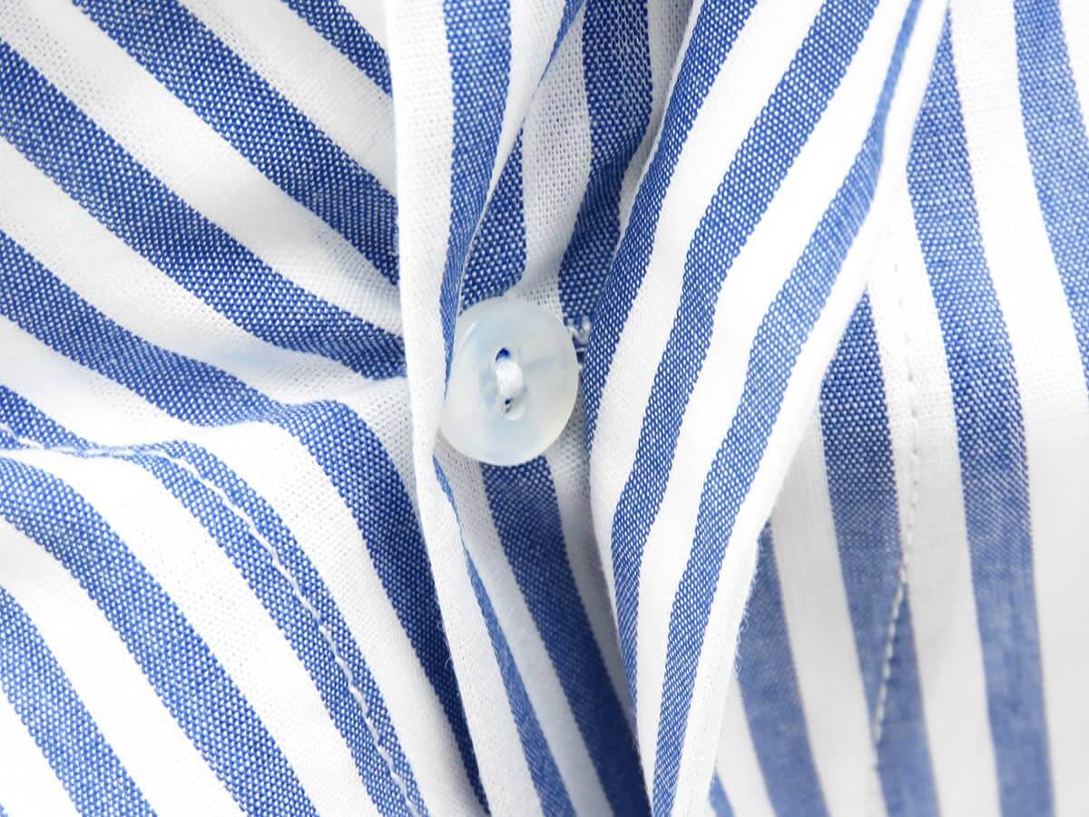 Dettaglio bottoni - Kent - Boxer da uomo in cotone a righe bianche e blu