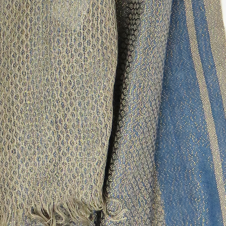 Sciarpa in viscosa jacquard con lurex in scatola
