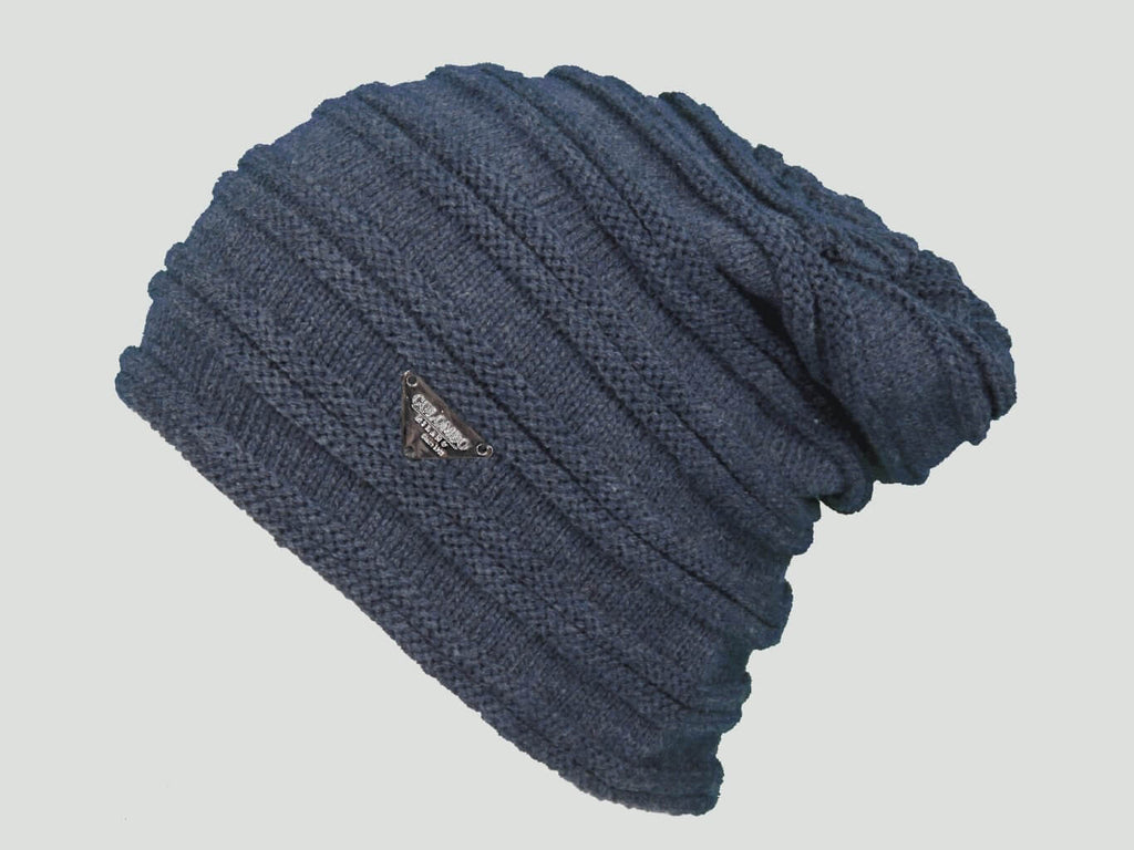 Modello blu  - berretto - cappello morbido da uomo con lavorazione a coppie di coste orizzontali
