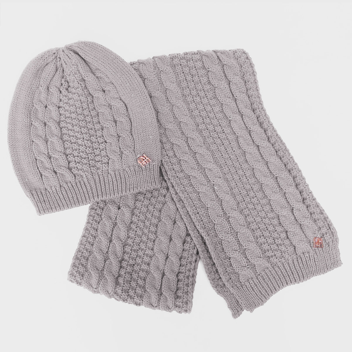 Cappello e sciarpa a trecce con lurex- 5/12a