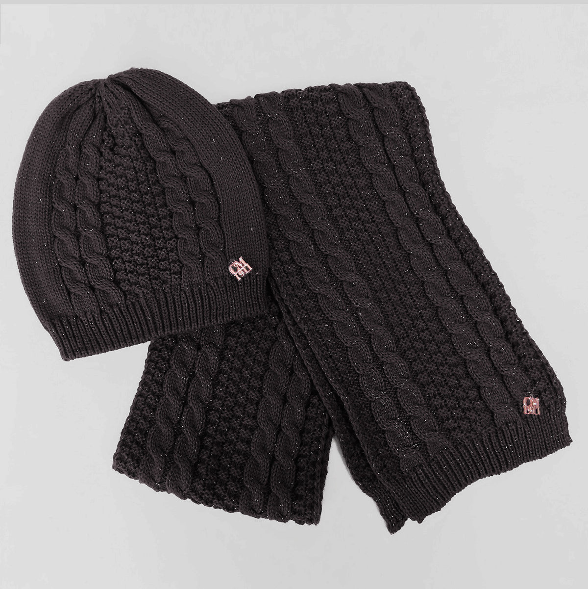 Cappello e sciarpa a trecce con lurex- 5/12a