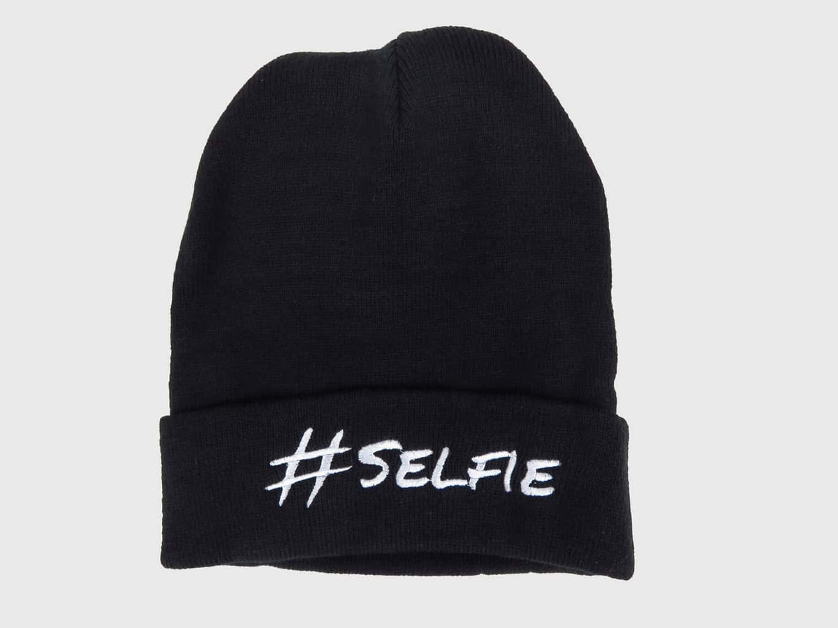 Selfie - morbido cappello nero unisex con scritta